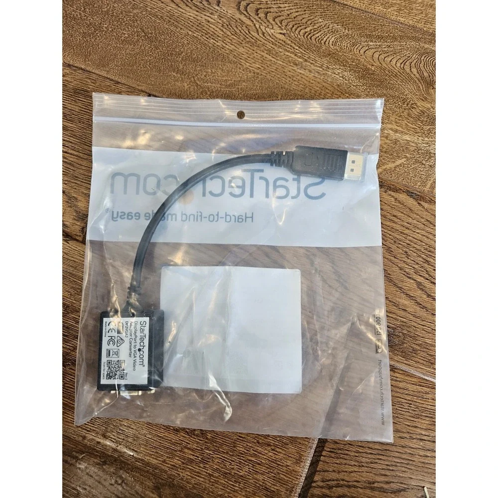 StarTech‎ DP2VGA2 Display Port to VGA Video Adapter - Black